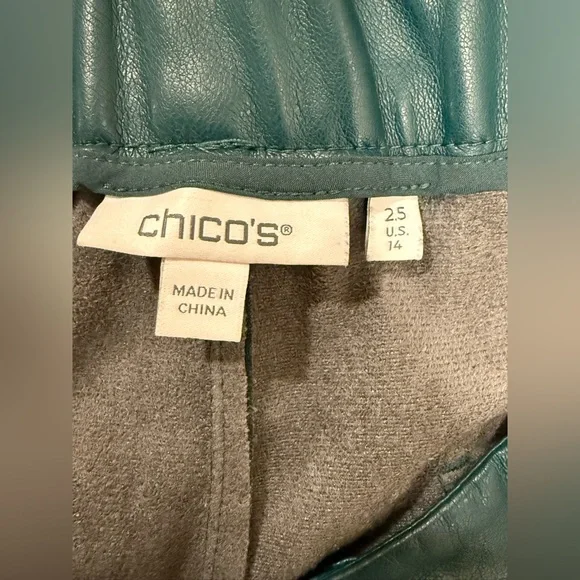 Chicos Fly Front Faux Leather Wide Leg Cropped Pant - Picture 8 of 8